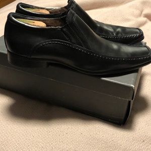 Men’s blk Kenneth Cole leather shoes